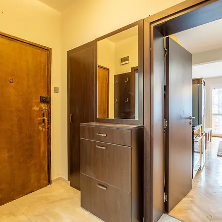 Pirotska 2-bedroom 100m2 In Center Apartament *