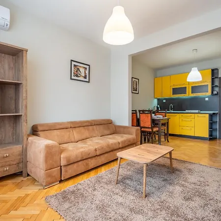 Pirotska 2-bedroom 100m2 In Center * Sofia