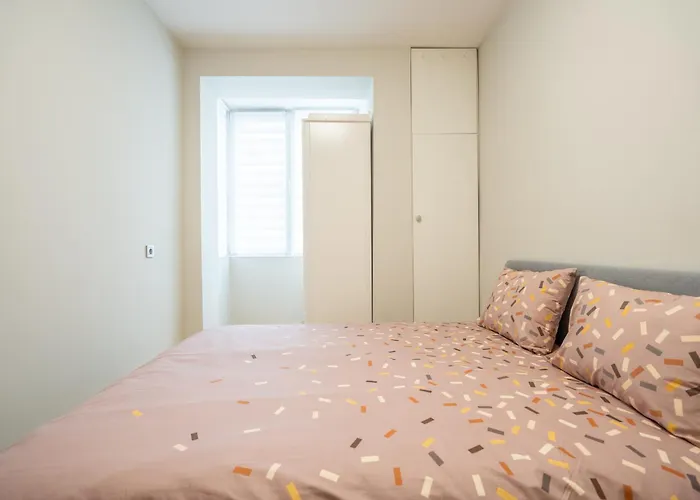 Apartment Pirotska 2-bedroom 100m2 In Center Sofia