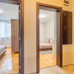 Daire Pirotska 2-bedroom 100m2 In Center Sofya