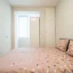 Daire Pirotska 2-bedroom 100m2 In Center Sofya